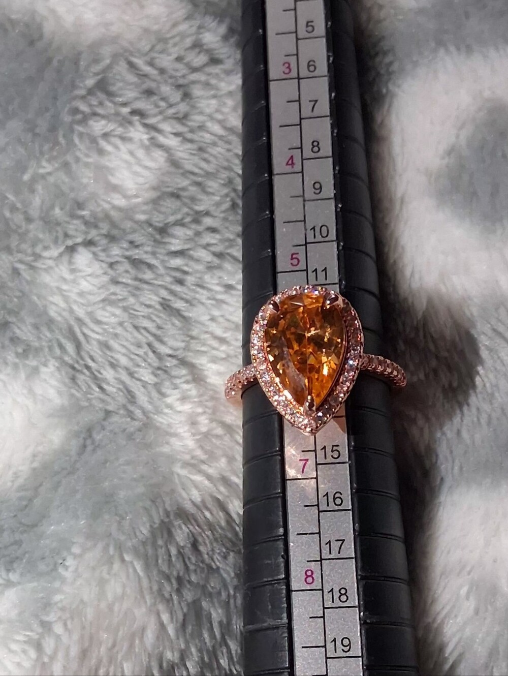Rose Gold Pear-Cut Ring - Elegant Women's Jewelry